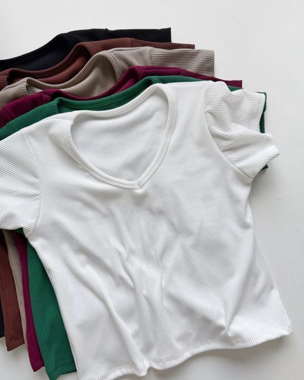 #101 | Remera C/ Cuello V