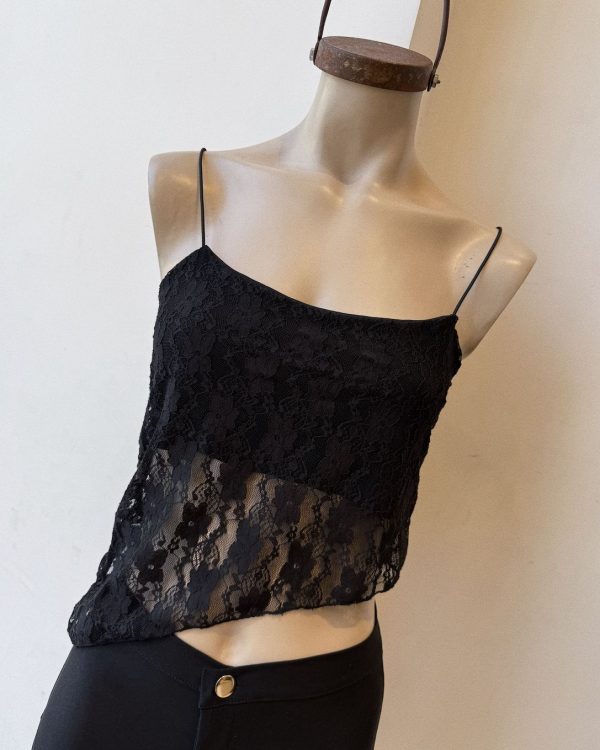 #128 Top irregular de encaje