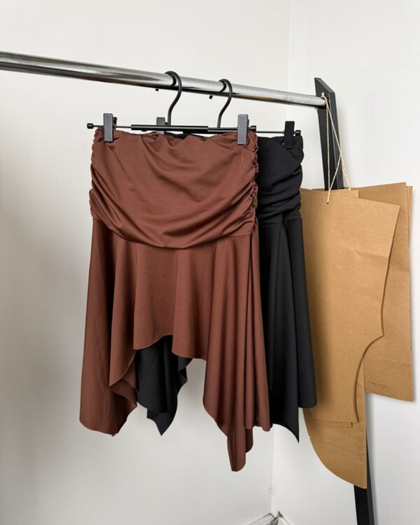 art.175 Falda micro irregular